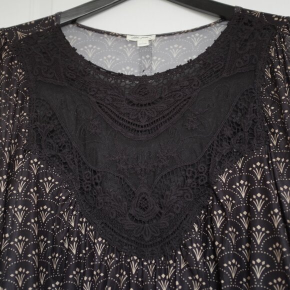 COPY - COPY - Ultra Pink black and tan lace collar chest blouse size L - Picture 7 of 10